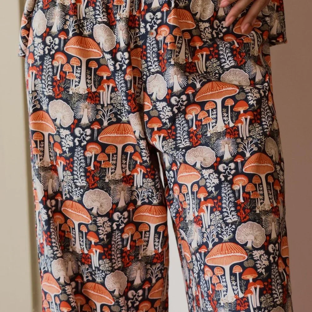 Anthropologie  Wow Mushroom Print Flannel Pajama Pants XL NWT - Picture 3 of 5